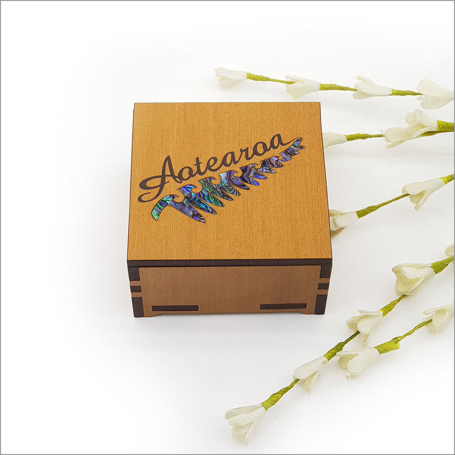 Aotearoa Square Trinket Box with Pāua Fern
