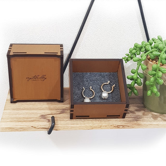 Square Trinket Box with Kiwi