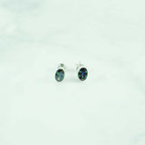 Mystic Quartz oval 6x4mm Stud