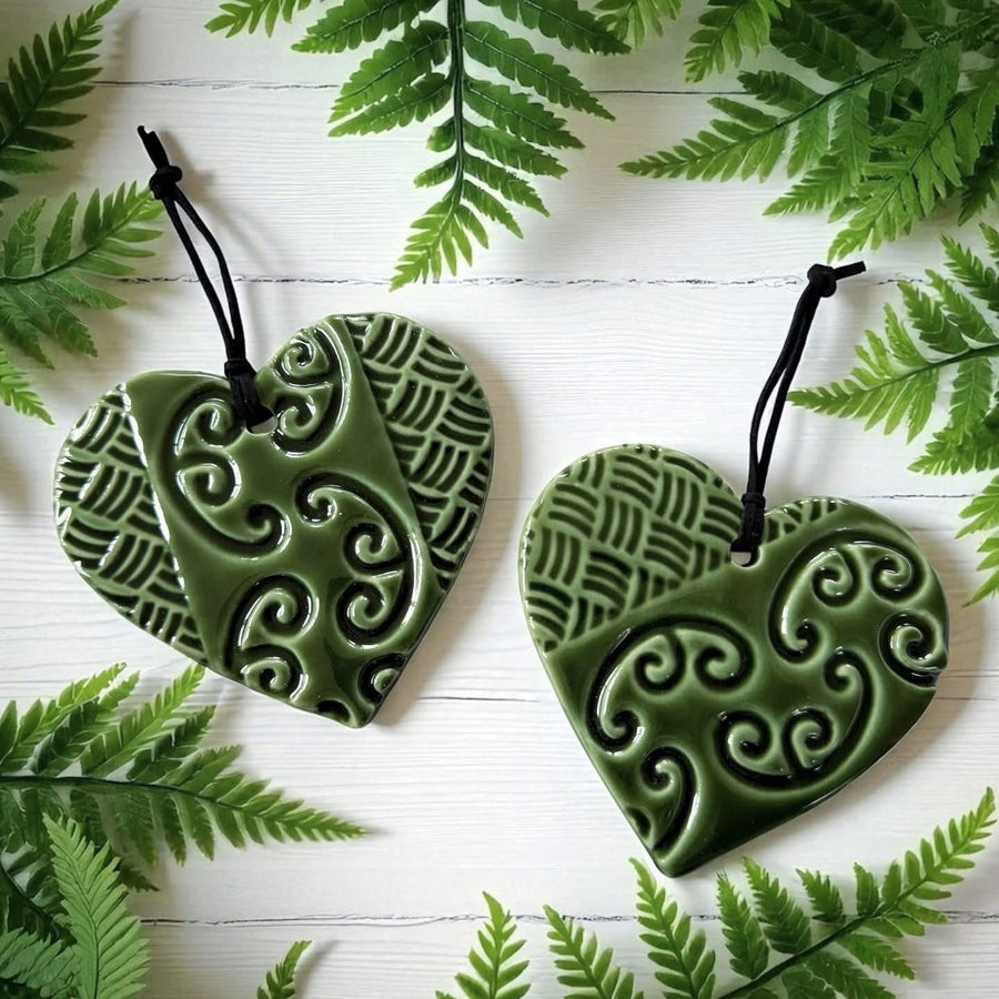 Ceramic Kōwhaiwhai Swing Heart Decoration