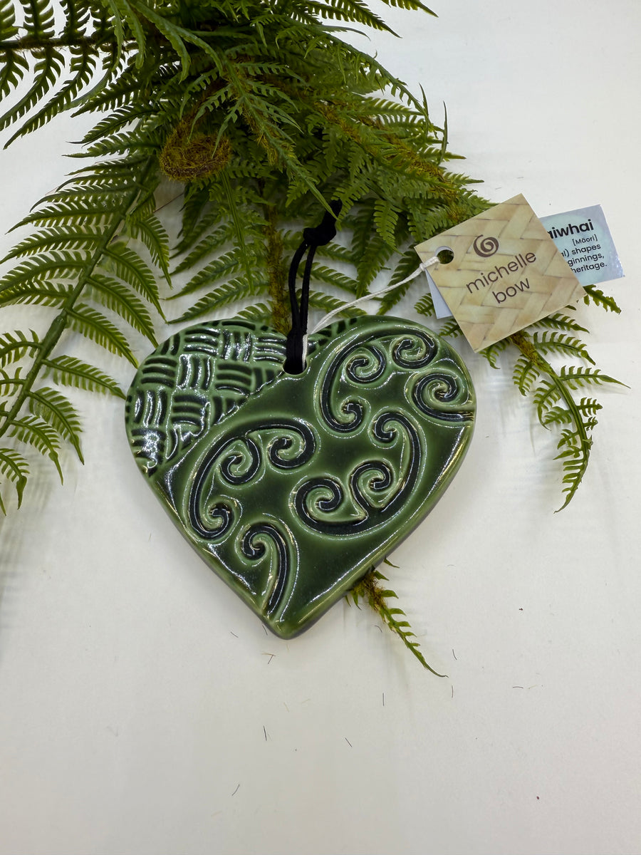 Ceramic Kōwhaiwhai Swing Heart Decoration