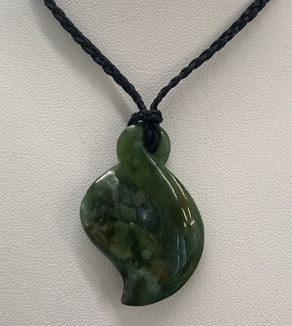 New Zealand Pounamu Pikorua (Twist) Necklace