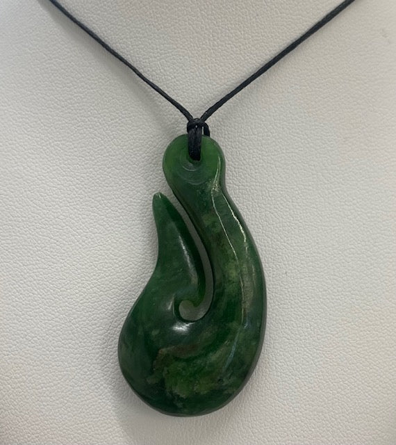 New Zealand Pounamu Hei Matau (Hook) Necklace