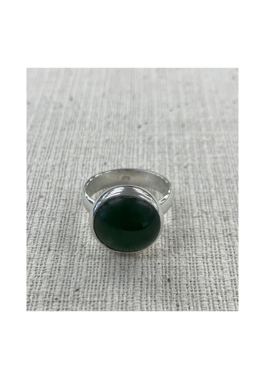 New Zealand Pounamu Ring set in Sterling Silver