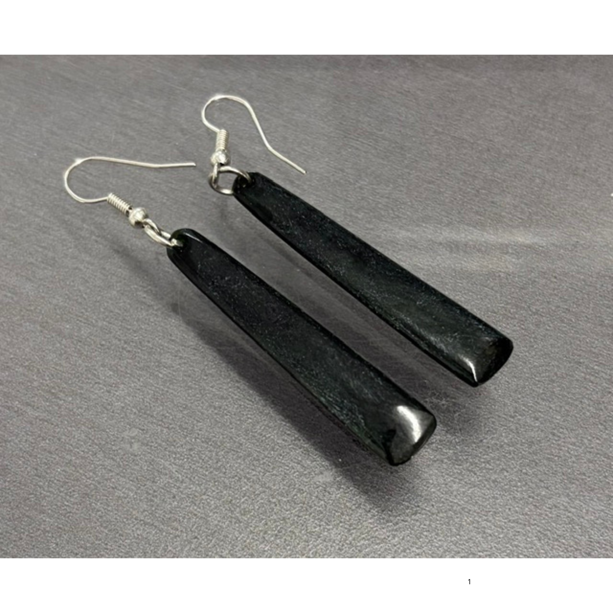 New Zealand Pounamu Roimata (Drop) Earrings