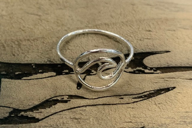 Sterling Silver Wave in Circle Ring