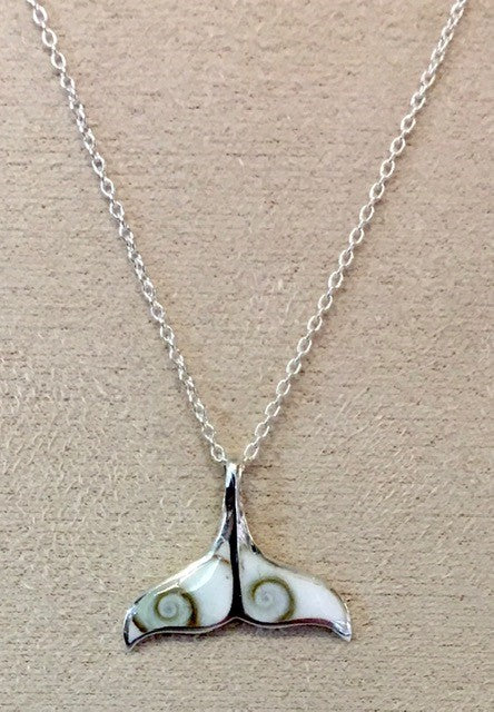 Cats eye pendant whale tail