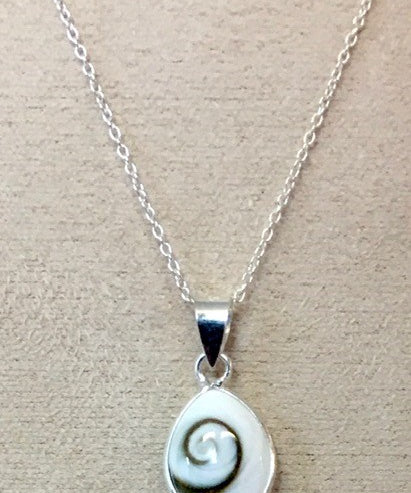 Cats Eye Pendant Teardrop